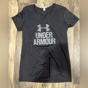 UNDER ARMOUR || Short Sleeve Top